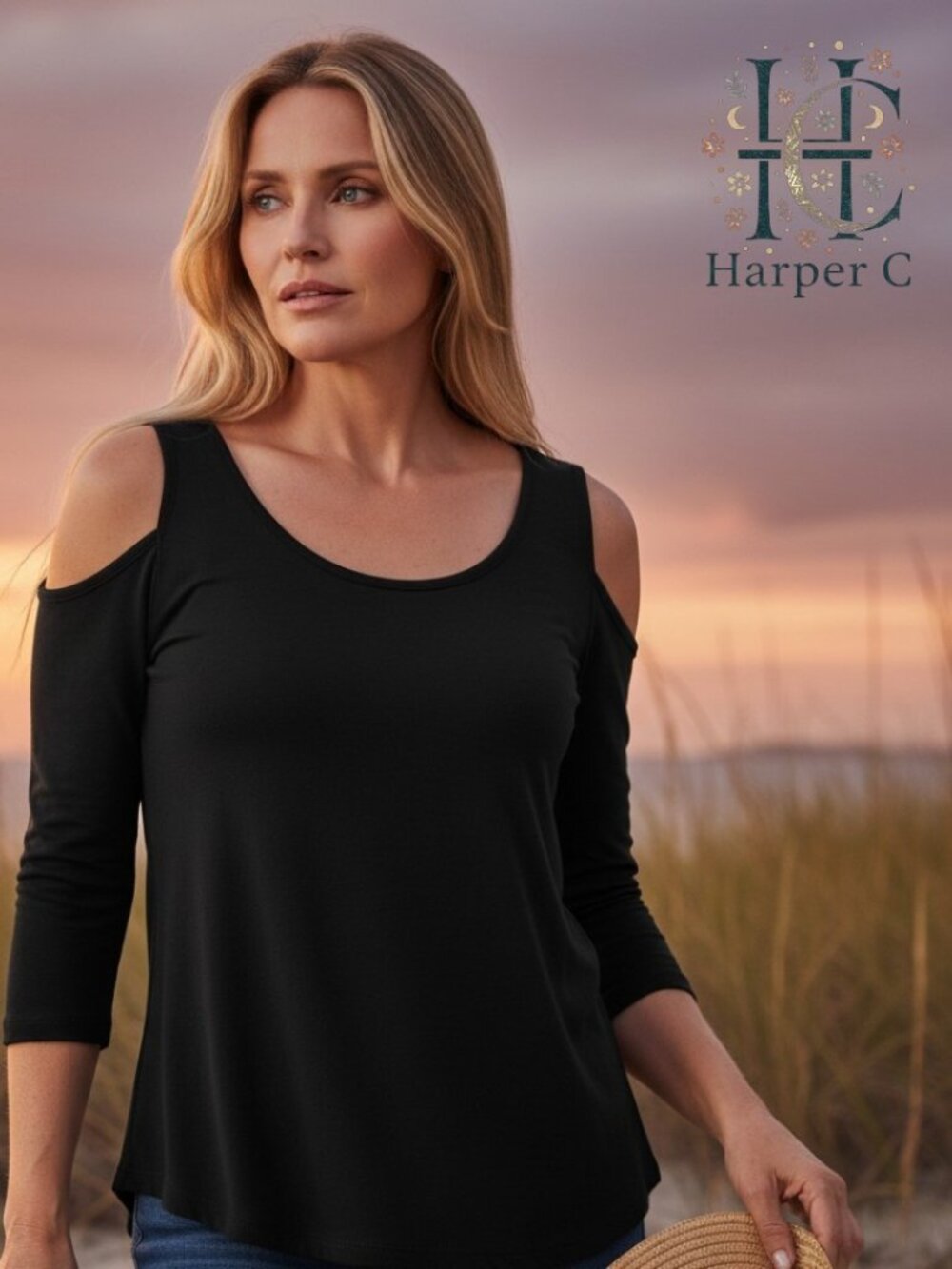 W5 Black Ribbed Knit Top Cutout Shoulders 3/4 Sleeve Size Medium